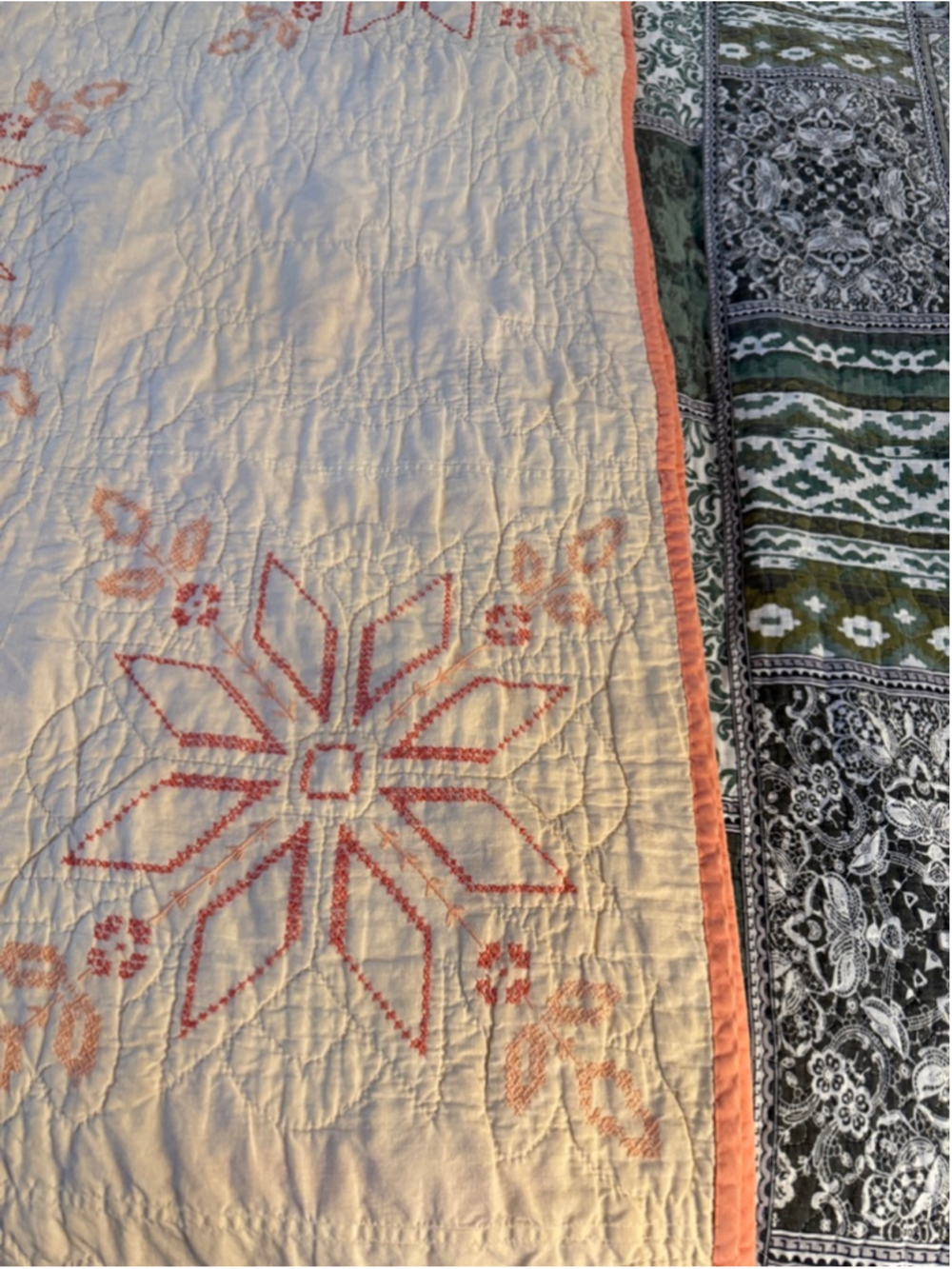 Vintage Handmade Quilt Hand Quilted Embroidered Floral Star 79x90 Full Queen Cot - Picture 5 of 13